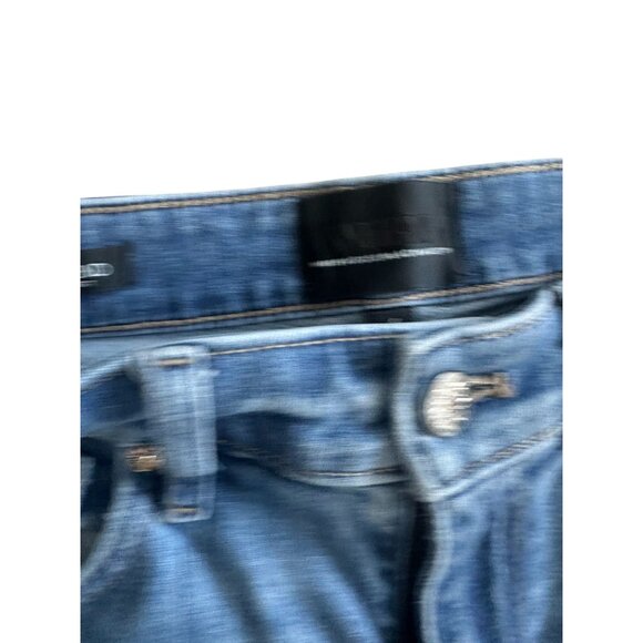 WHITE HOUSE BLACK MARKET Mid Rise Girlfriend Soft Jeans Size 4 - Picture 10 of 11